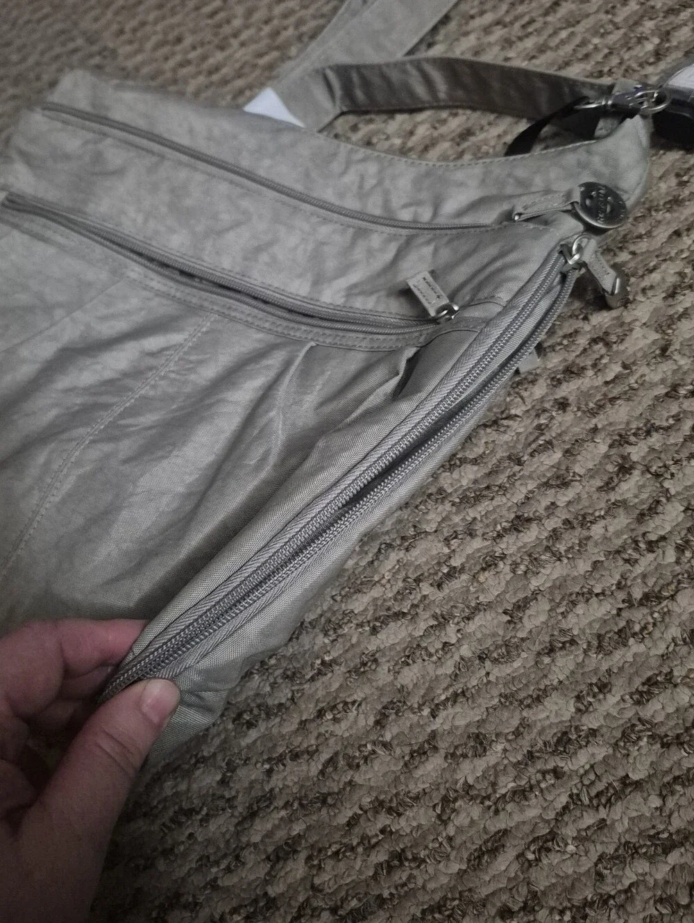 Vintage Travelon RFID Blocking Expandable Crossbody Bag & Wallet with Tags-Gray